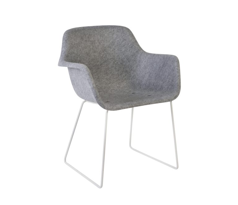 vepa_Felt SLD 10 lichtgrijs wit schuinvoor AB9V0799 scaled 1